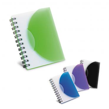 Caderno. PP semi-rígido. Com 80 folhas não pautadas.